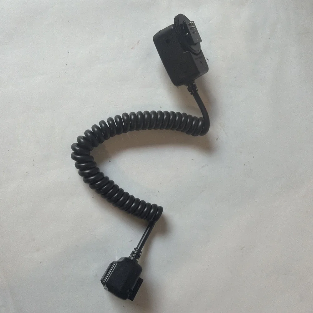 Canon Off-Camera Shoe Cord OC-E3 - Barely Used